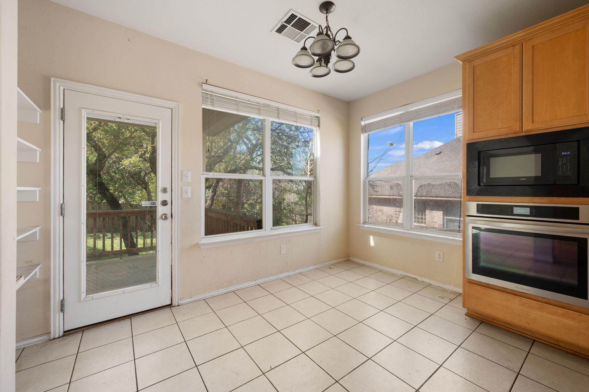 1905 Phantom Horse, Leander, TX 78641