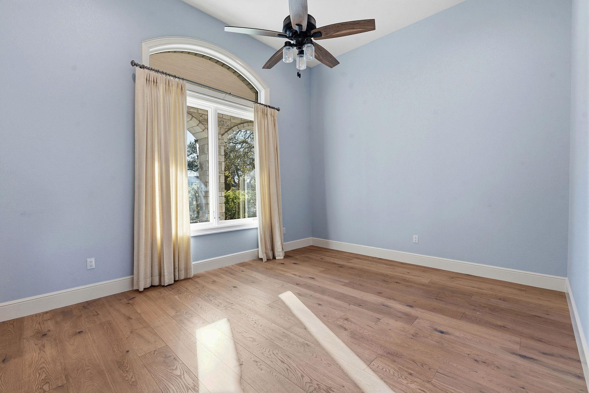 306 Napa Ct, Driftwood, TX 78619