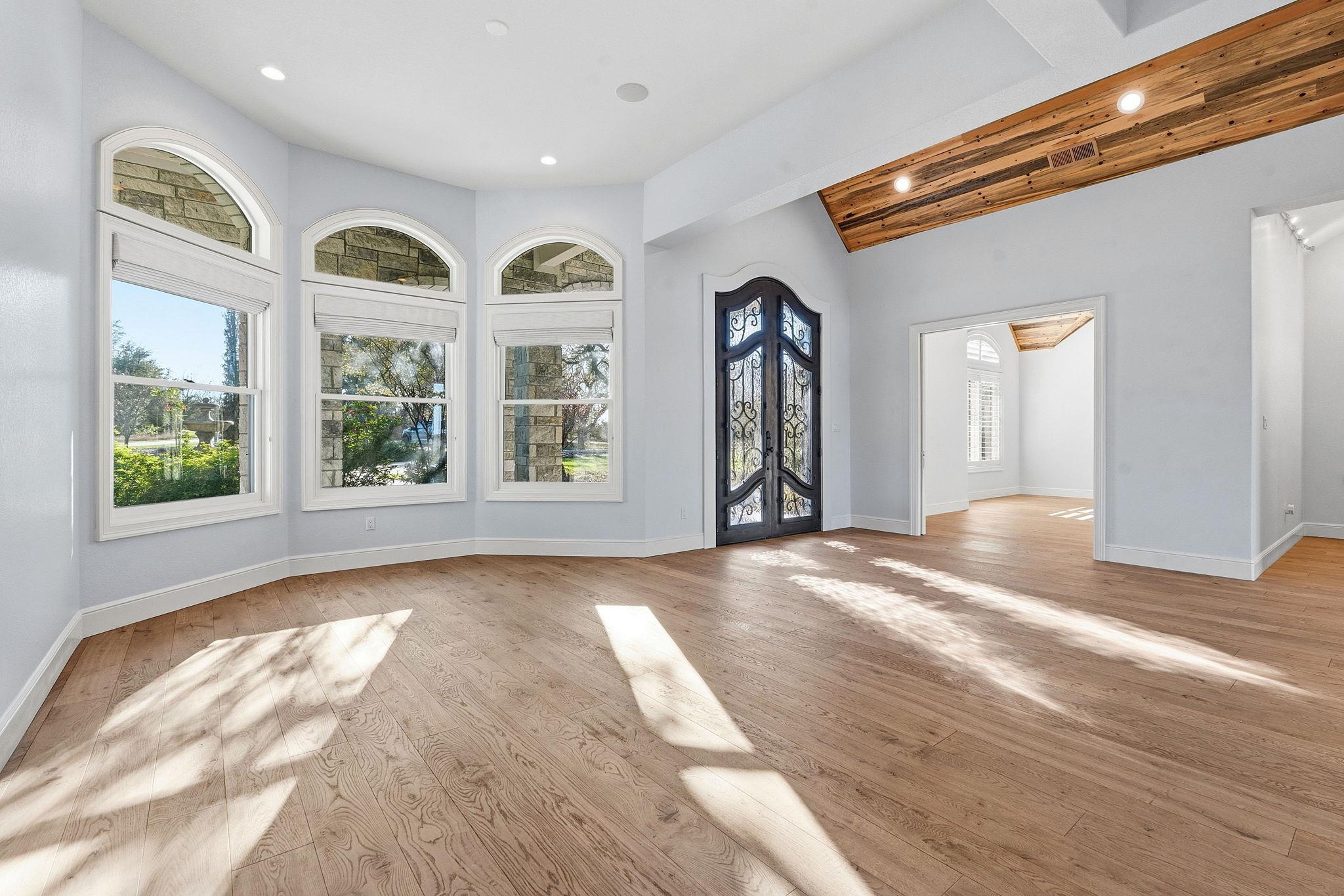 306 Napa Ct, Driftwood, TX 78619