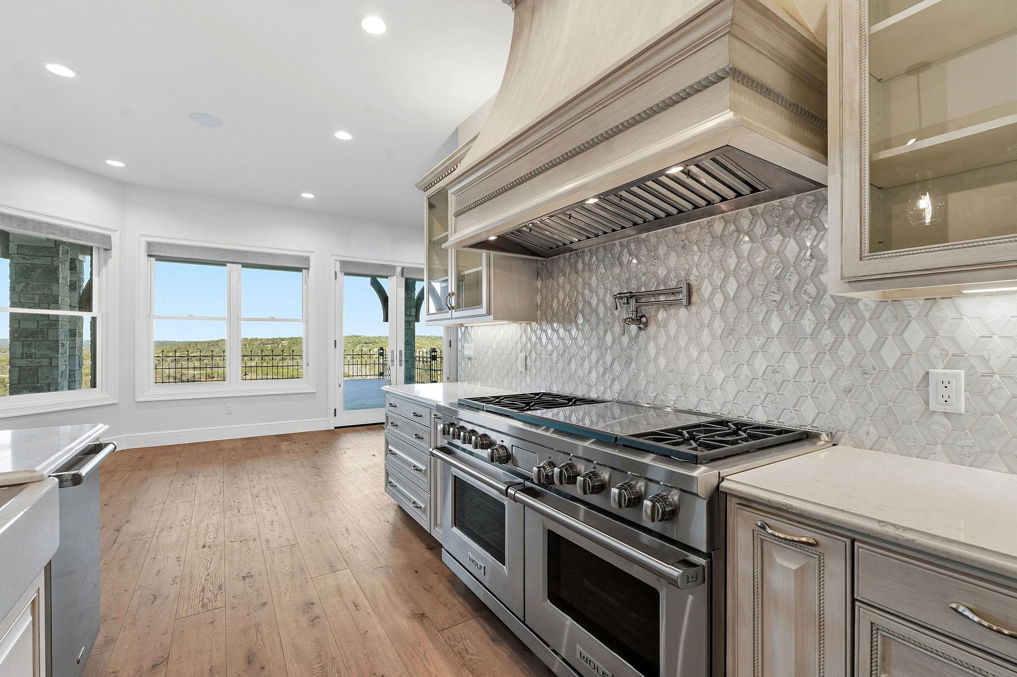 306 Napa Ct, Driftwood, TX 78619