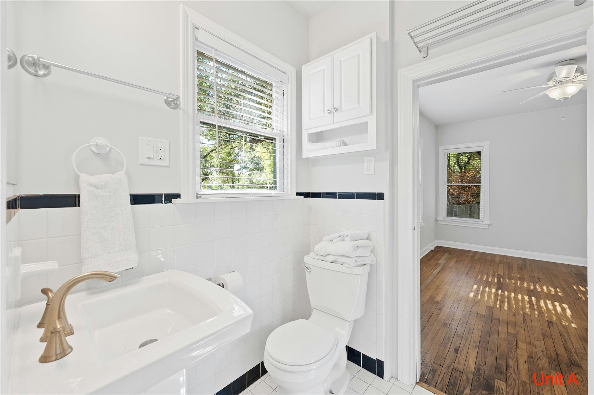 2301 W 10th St, Austin, TX 78703