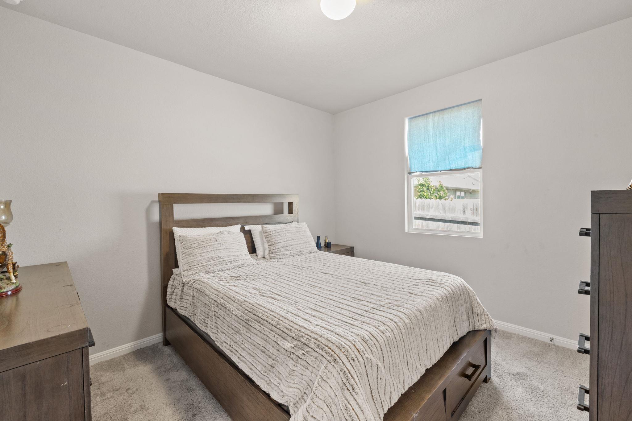 4009 Milano River Rd, Hutto, TX 78634