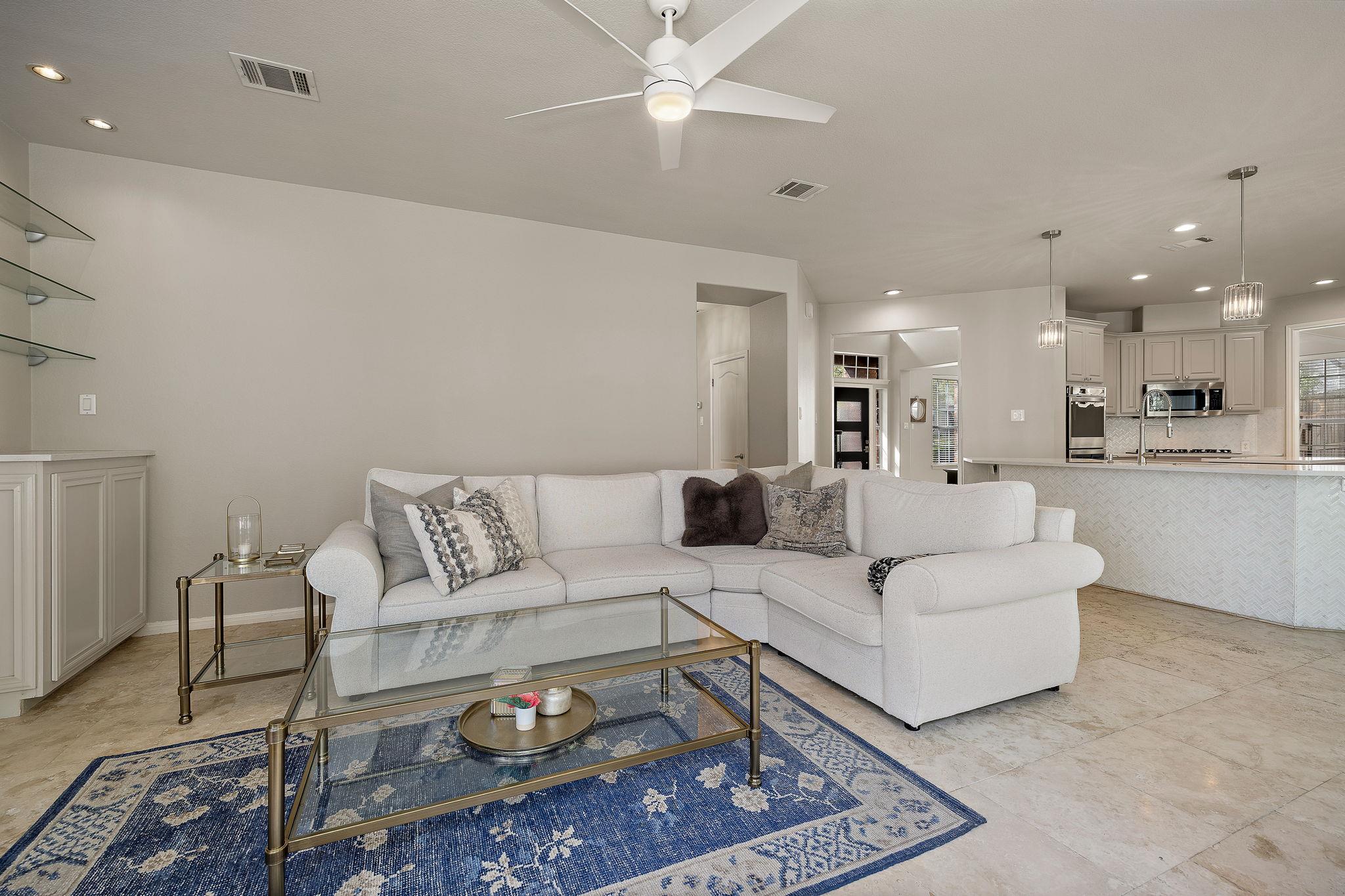 2114 Hilton Head Dr, Round Rock, TX 78664