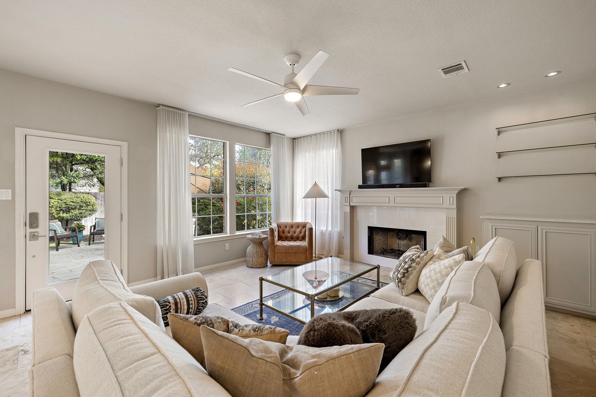 2114 Hilton Head Dr, Round Rock, TX 78664