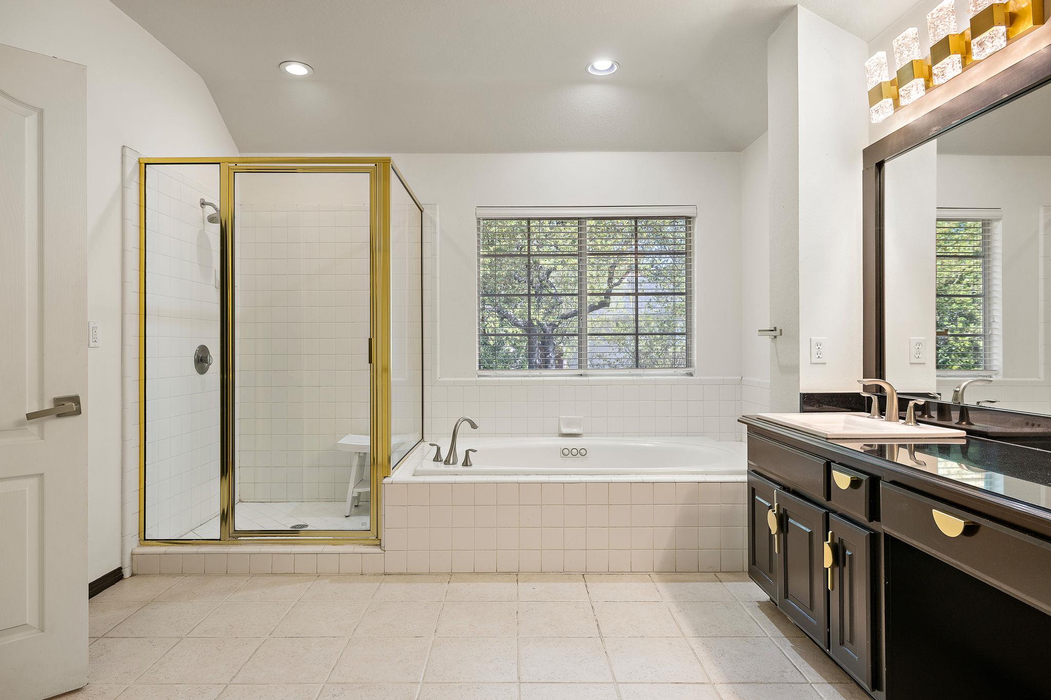 2114 Hilton Head Dr, Round Rock, TX 78664