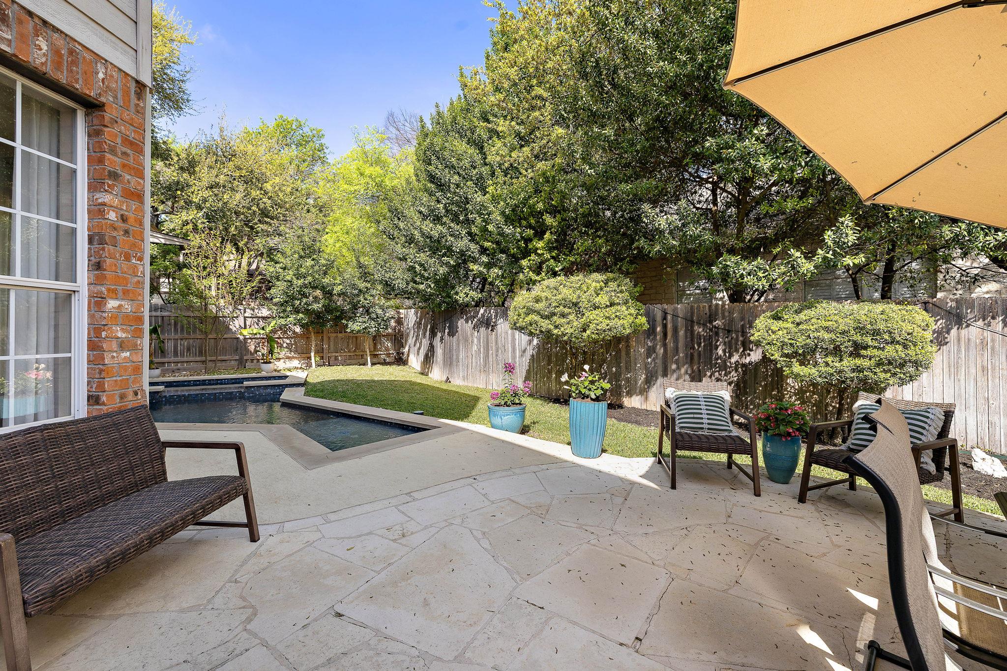 2114 Hilton Head Dr, Round Rock, TX 78664