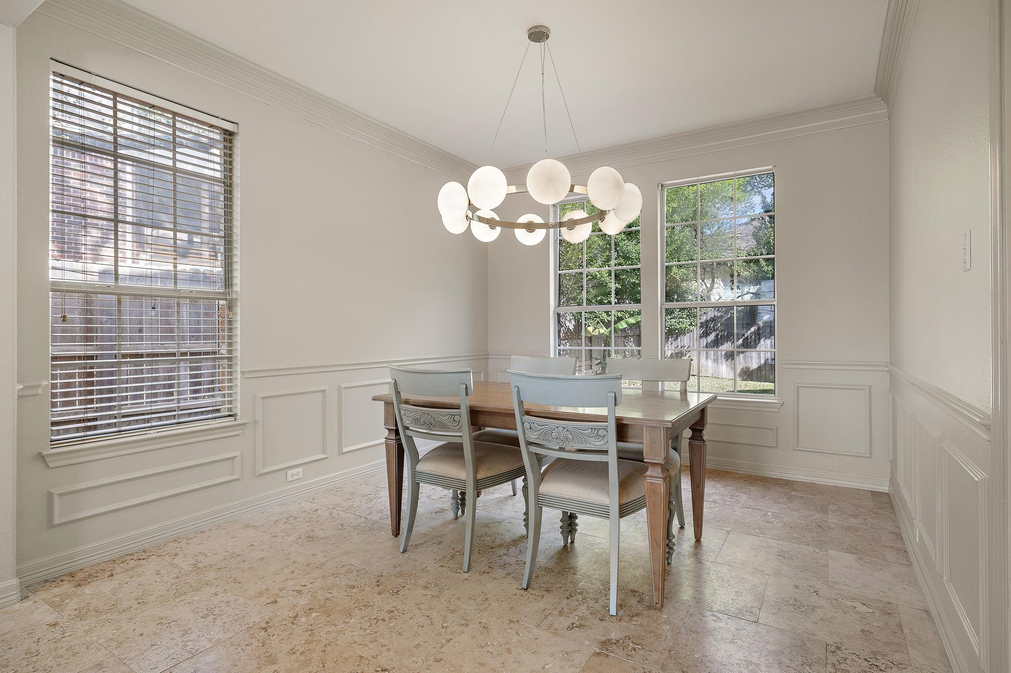 2114 Hilton Head Dr, Round Rock, TX 78664