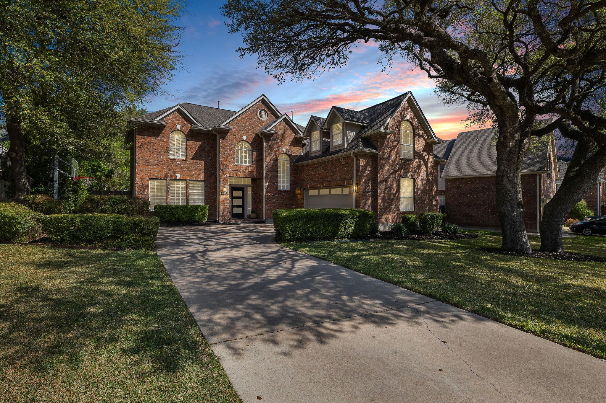 2114 Hilton Head Dr, Round Rock, TX 78664