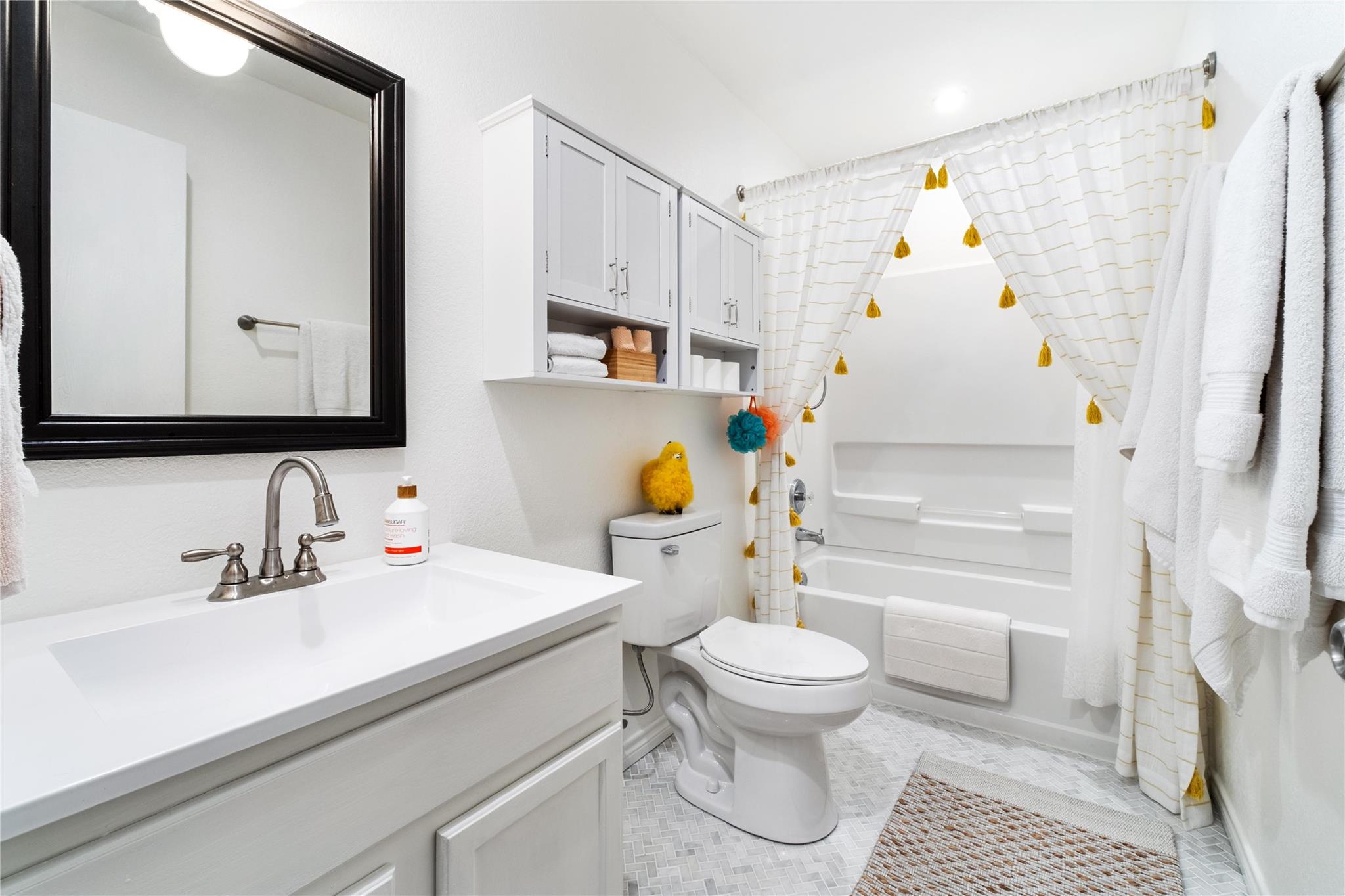 102 Woodley Rd, Leander, TX 78641