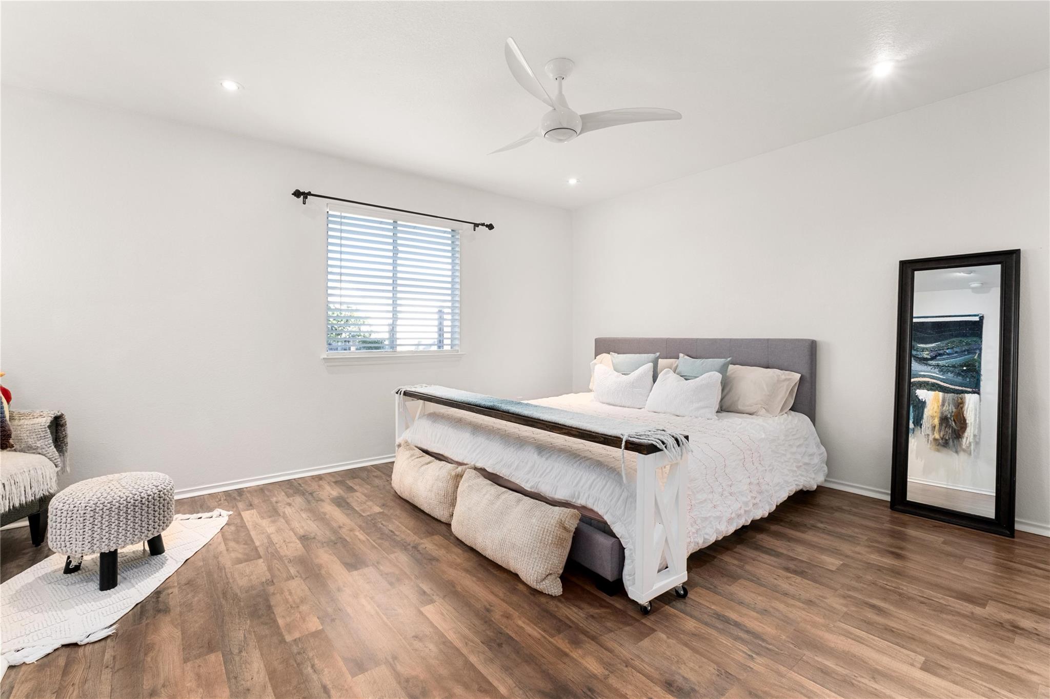 102 Woodley Rd, Leander, TX 78641