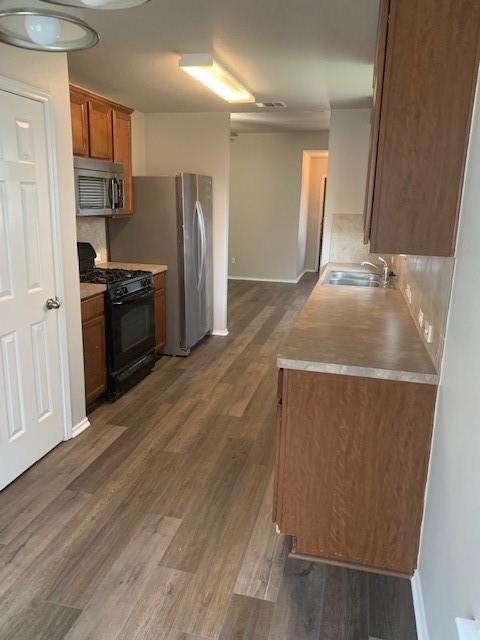 12205 Ferrystone Glen Dr, Del Valle, TX 78617