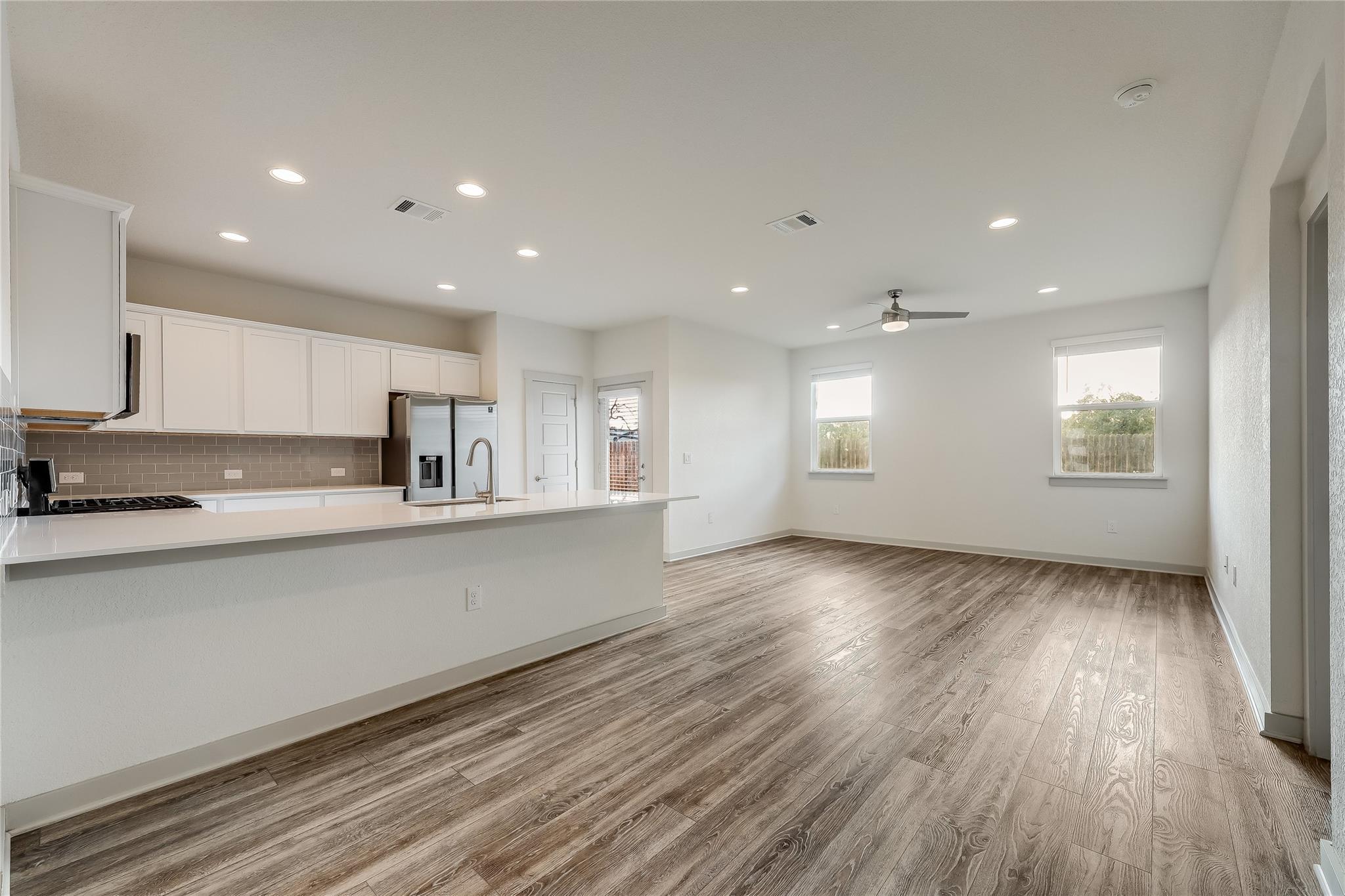 153 Filifera Ct, Leander, TX 78641