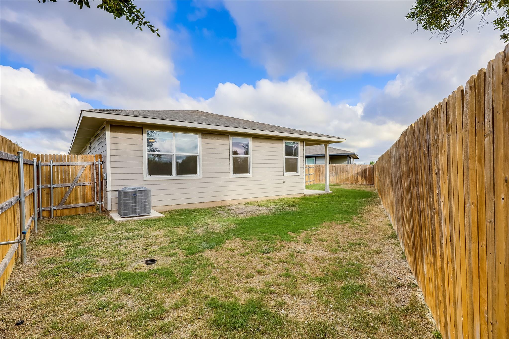 153 Filifera Ct, Leander, TX 78641