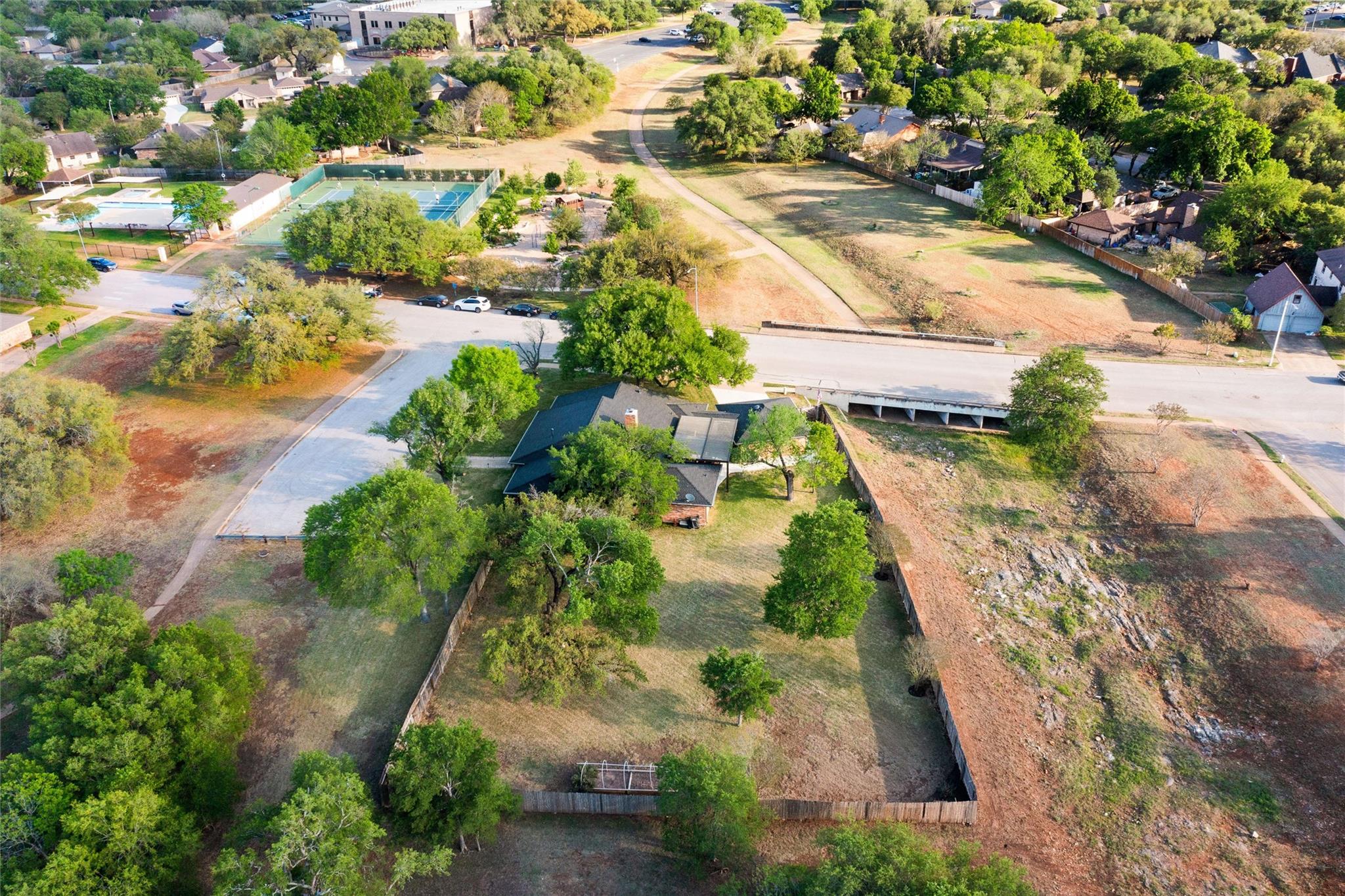 7202 Rolling Meadow Rd, Austin, TX 78749