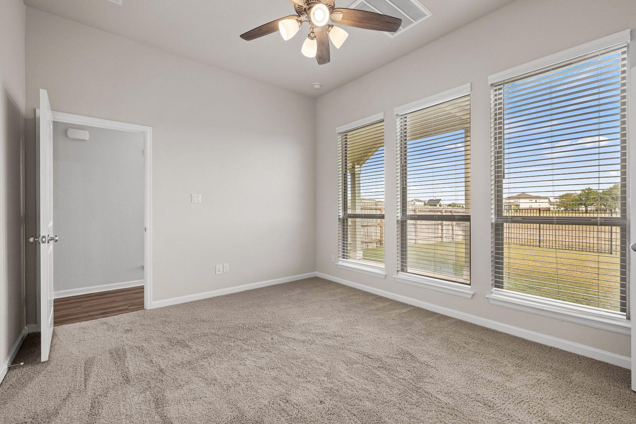 205 Banyon Dr, Liberty Hill, TX 78642