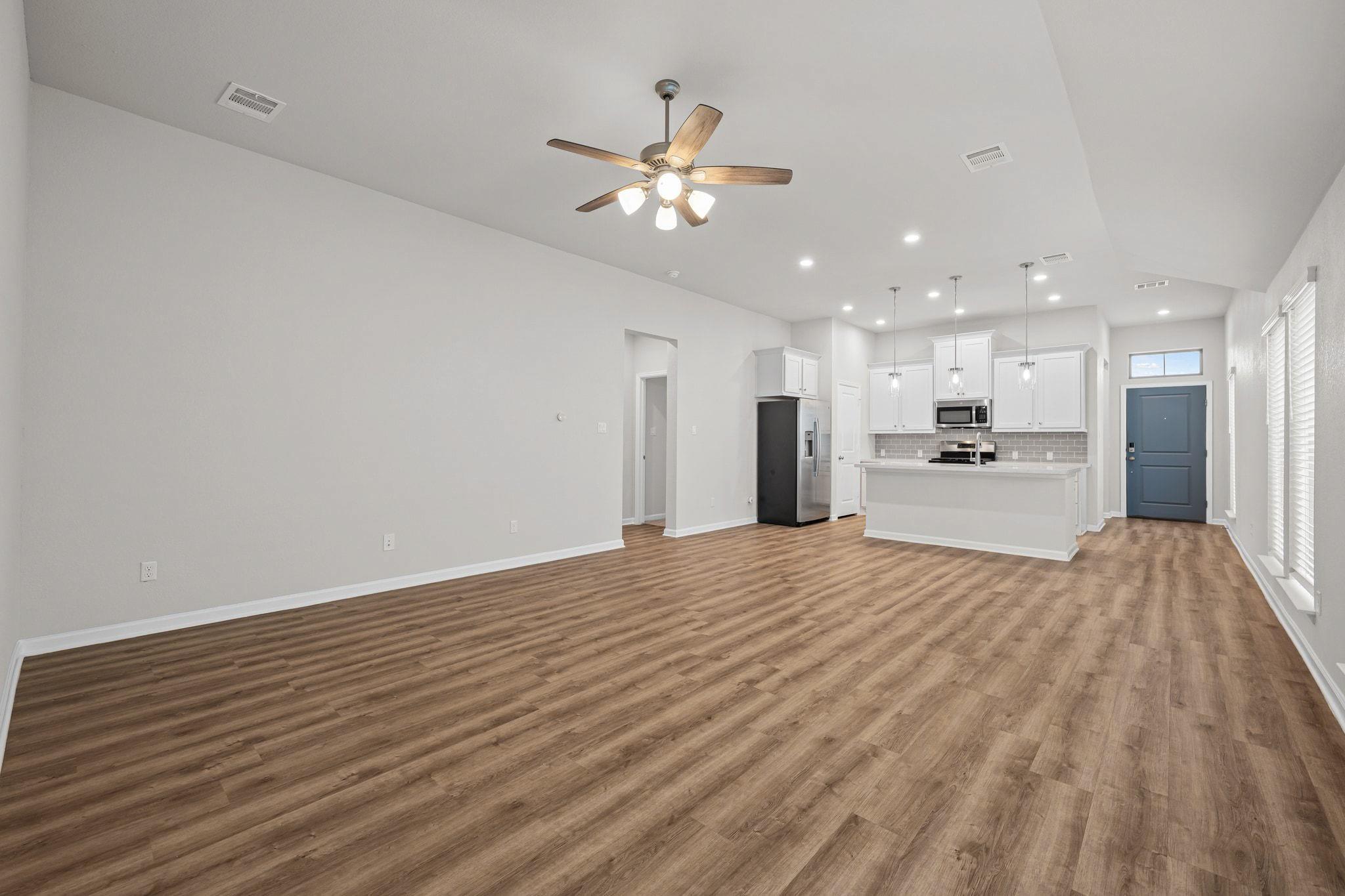 205 Banyon Dr, Liberty Hill, TX 78642