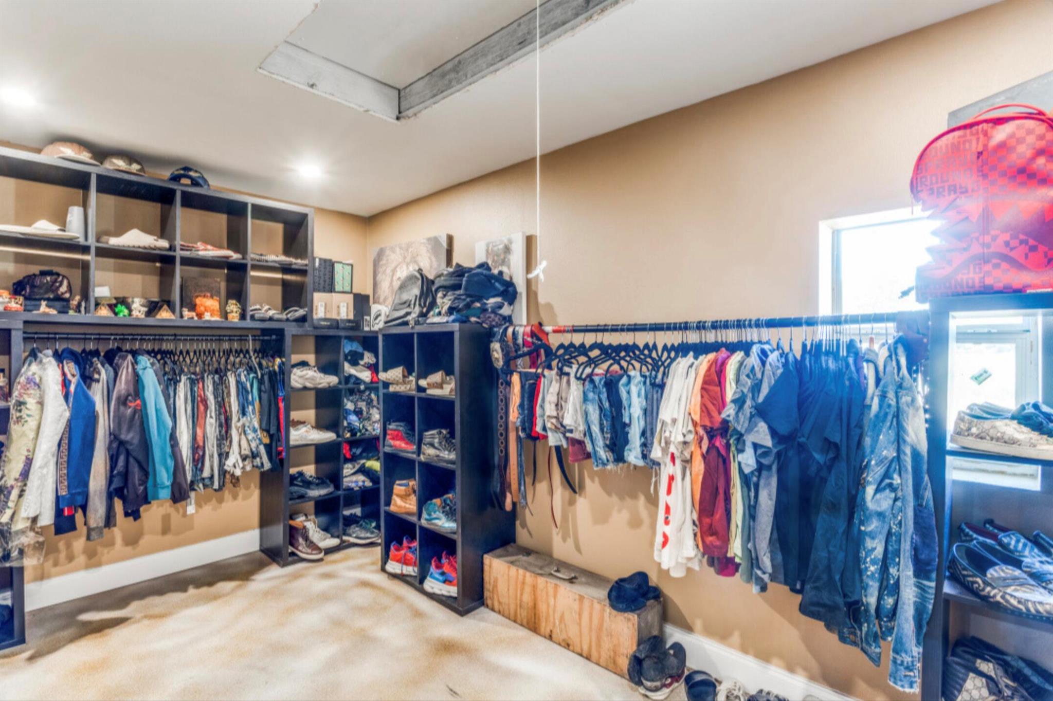 610 Pleasant Grove Rd, Elgin, TX 78621