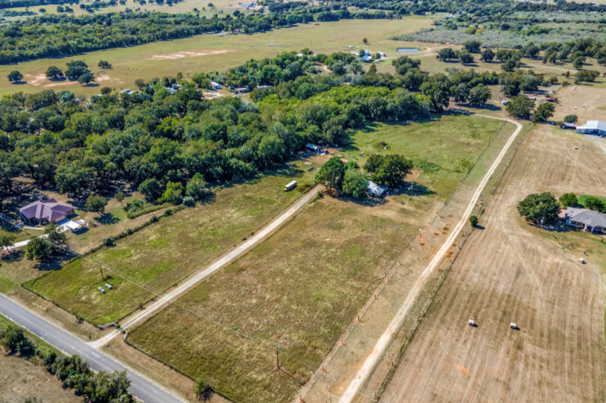 610 Pleasant Grove Rd, Elgin, TX 78621