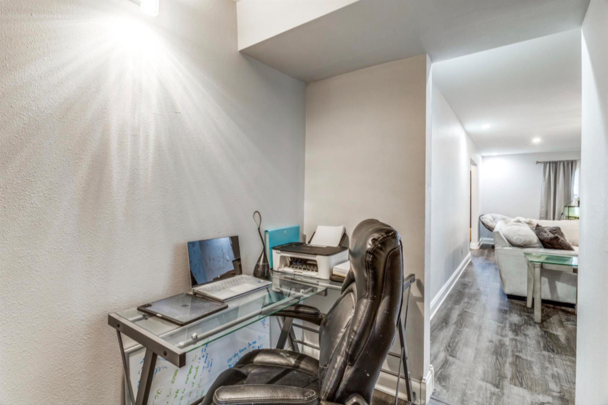 610 Pleasant Grove Rd, Elgin, TX 78621