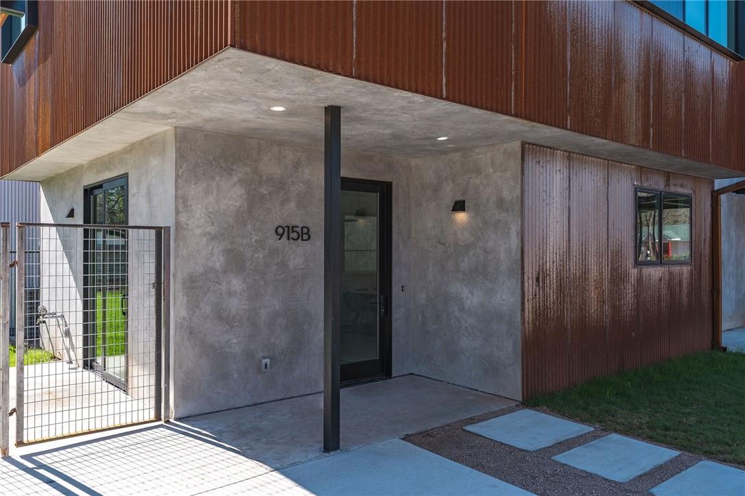 915 Tillery St # B, Austin, TX 78702