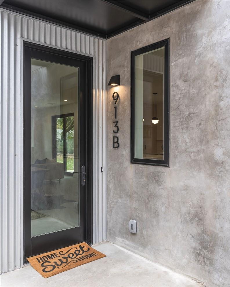 915 Tillery St # B, Austin, TX 78702