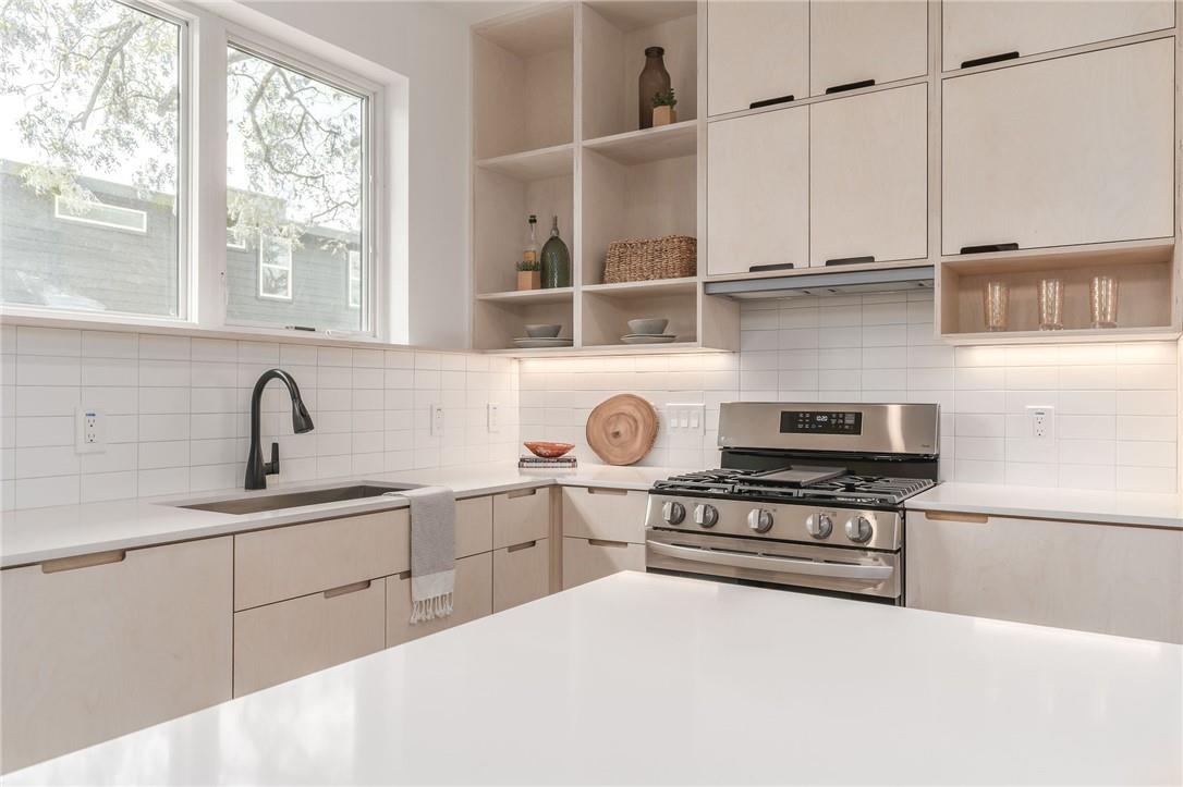 915 Tillery St # B, Austin, TX 78702