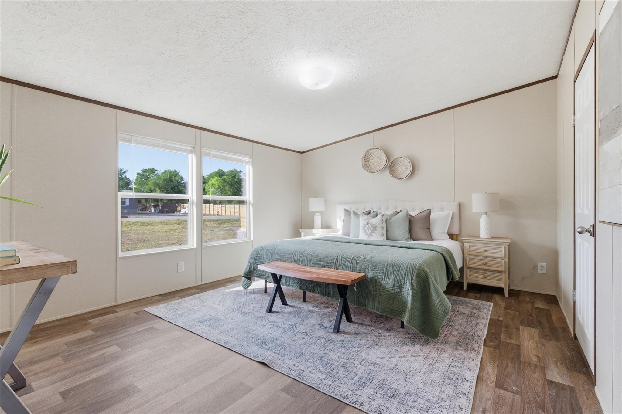 284 Gato Rd, Cedar Creek, TX 78612