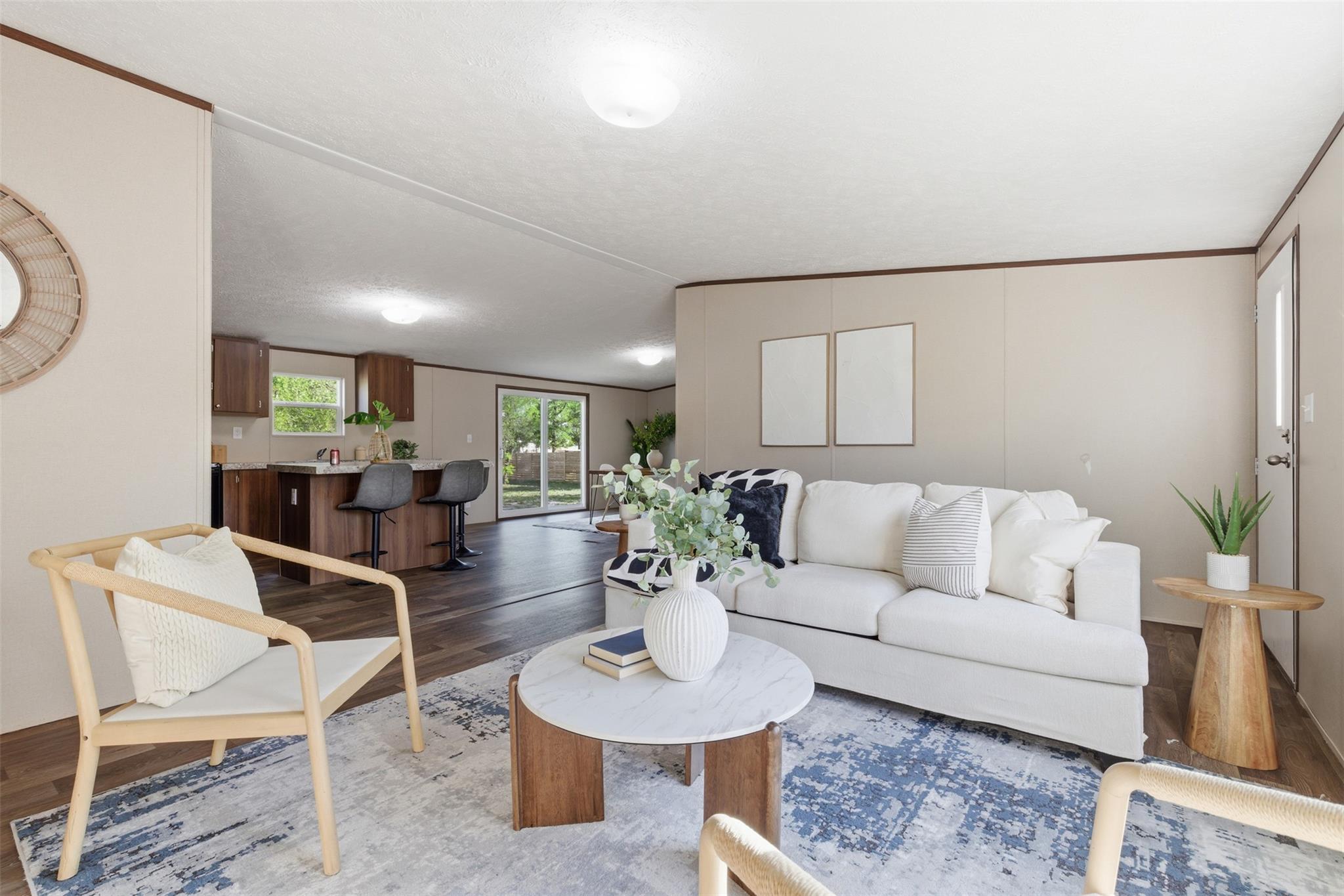 284 Gato Rd, Cedar Creek, TX 78612