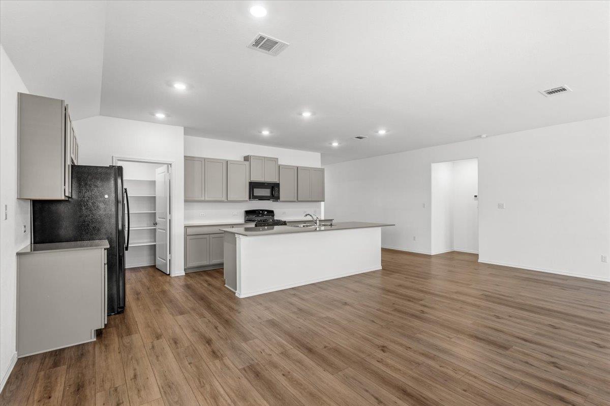 167 Jeffers, Kyle, TX 78640