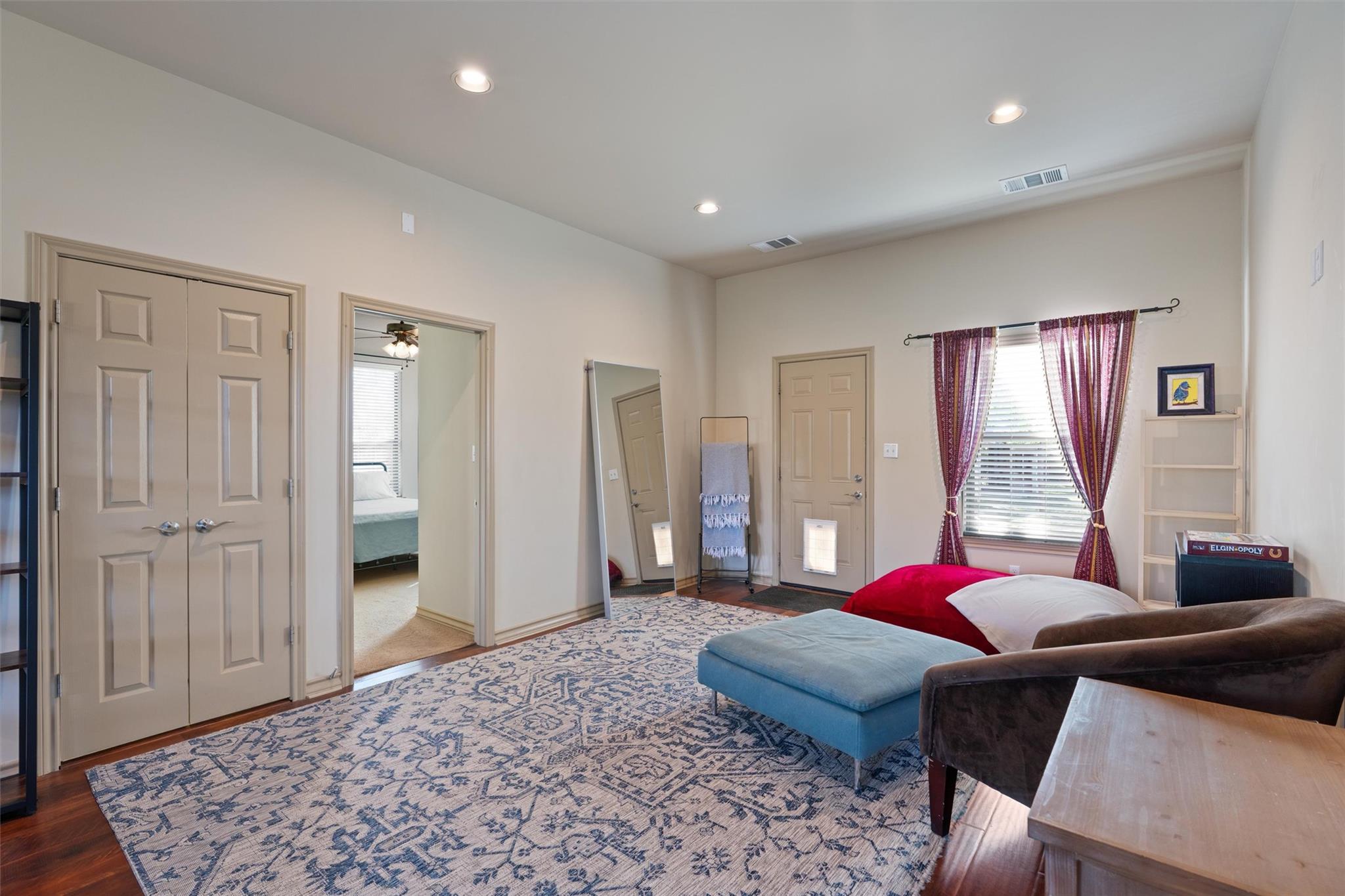 209 Harris St, Elgin, TX 78621