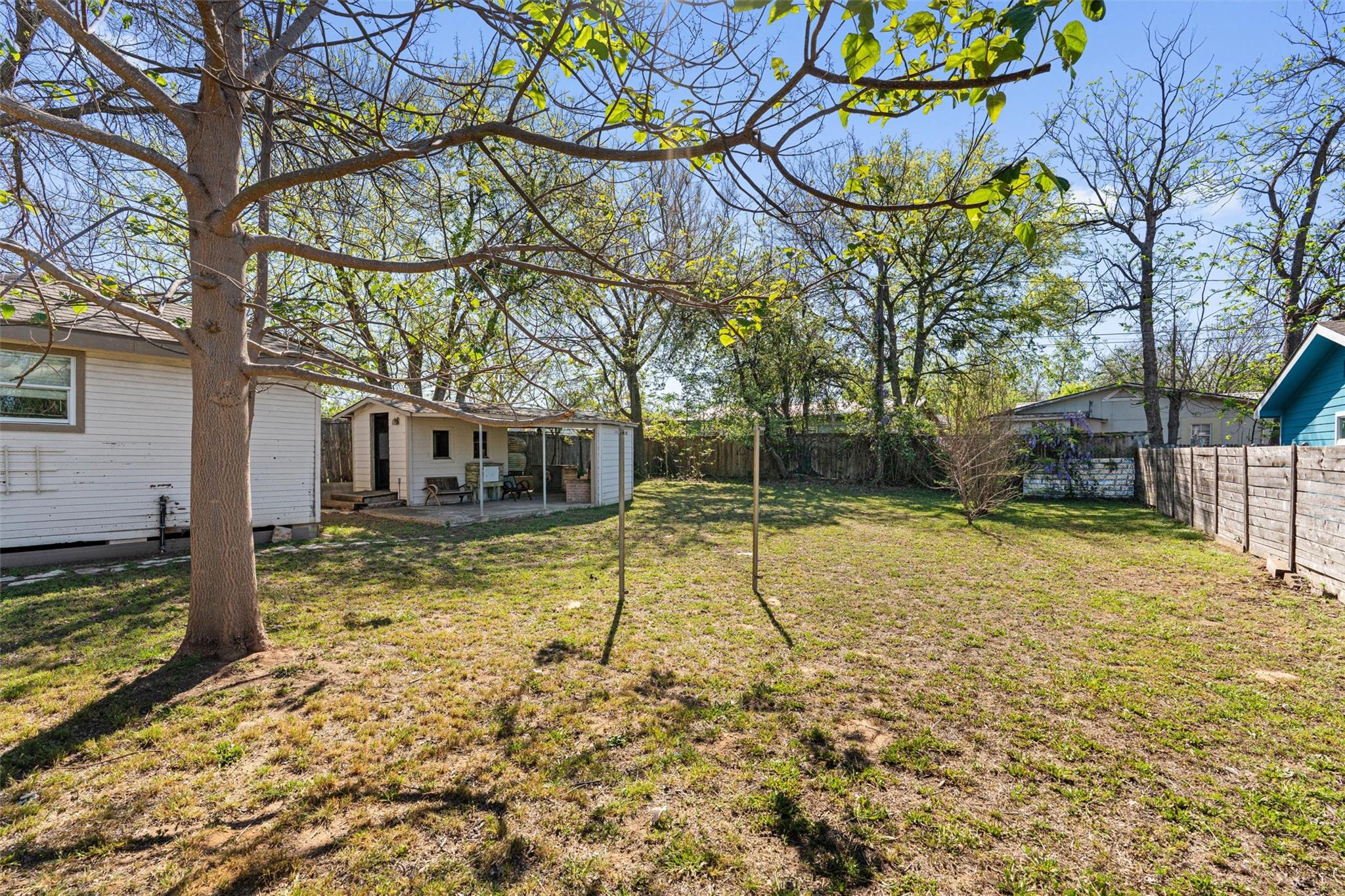 209 Harris St, Elgin, TX 78621