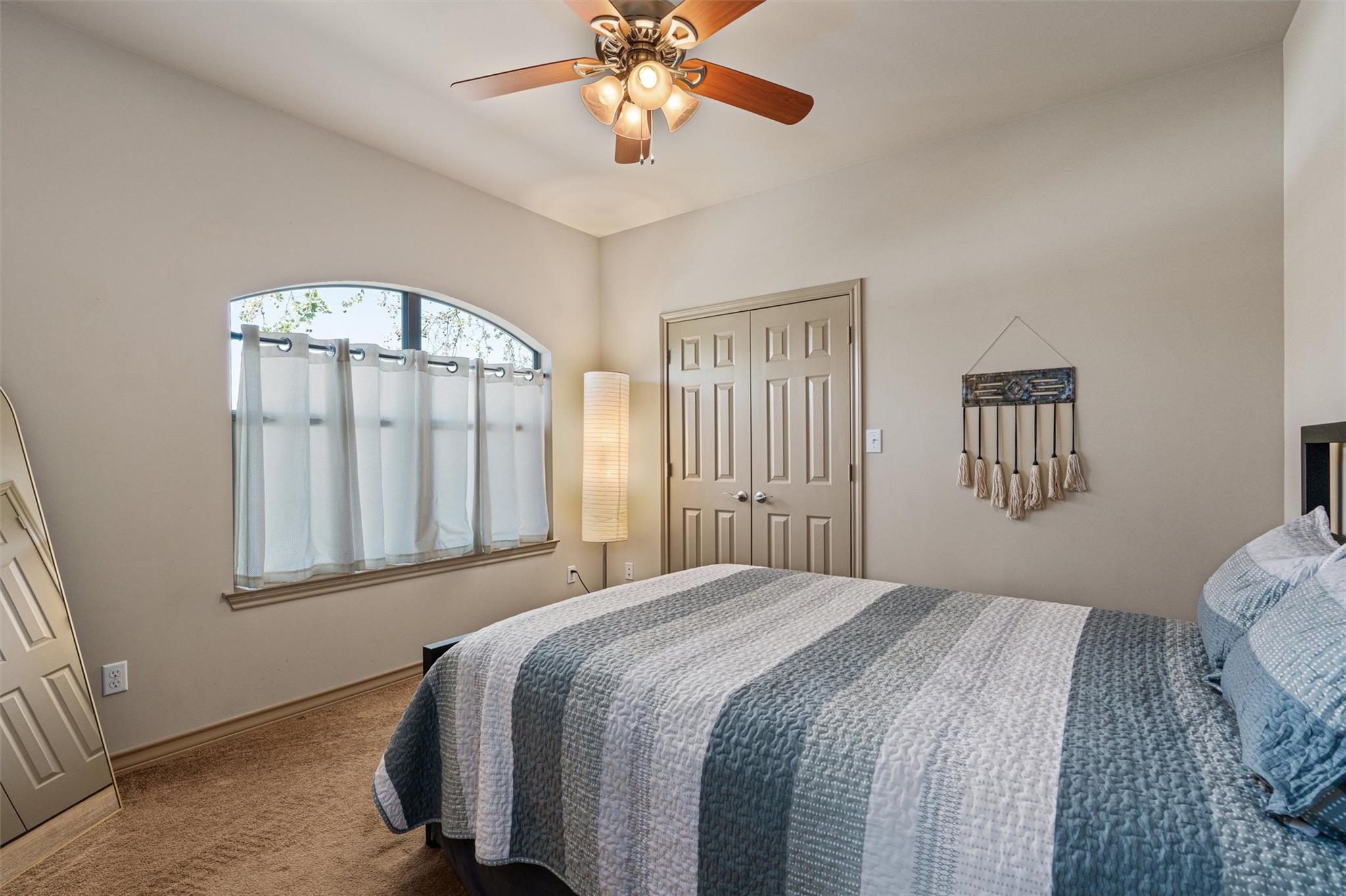 209 Harris St, Elgin, TX 78621