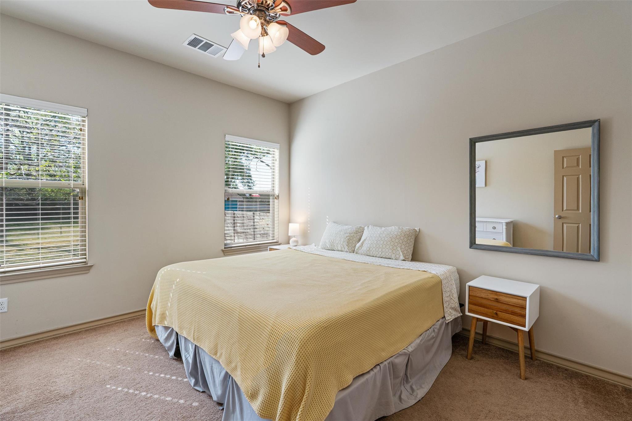 209 Harris St, Elgin, TX 78621