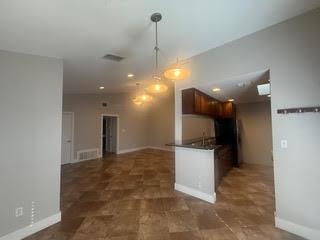 2604 W 8th St W # A, Austin, TX 78703