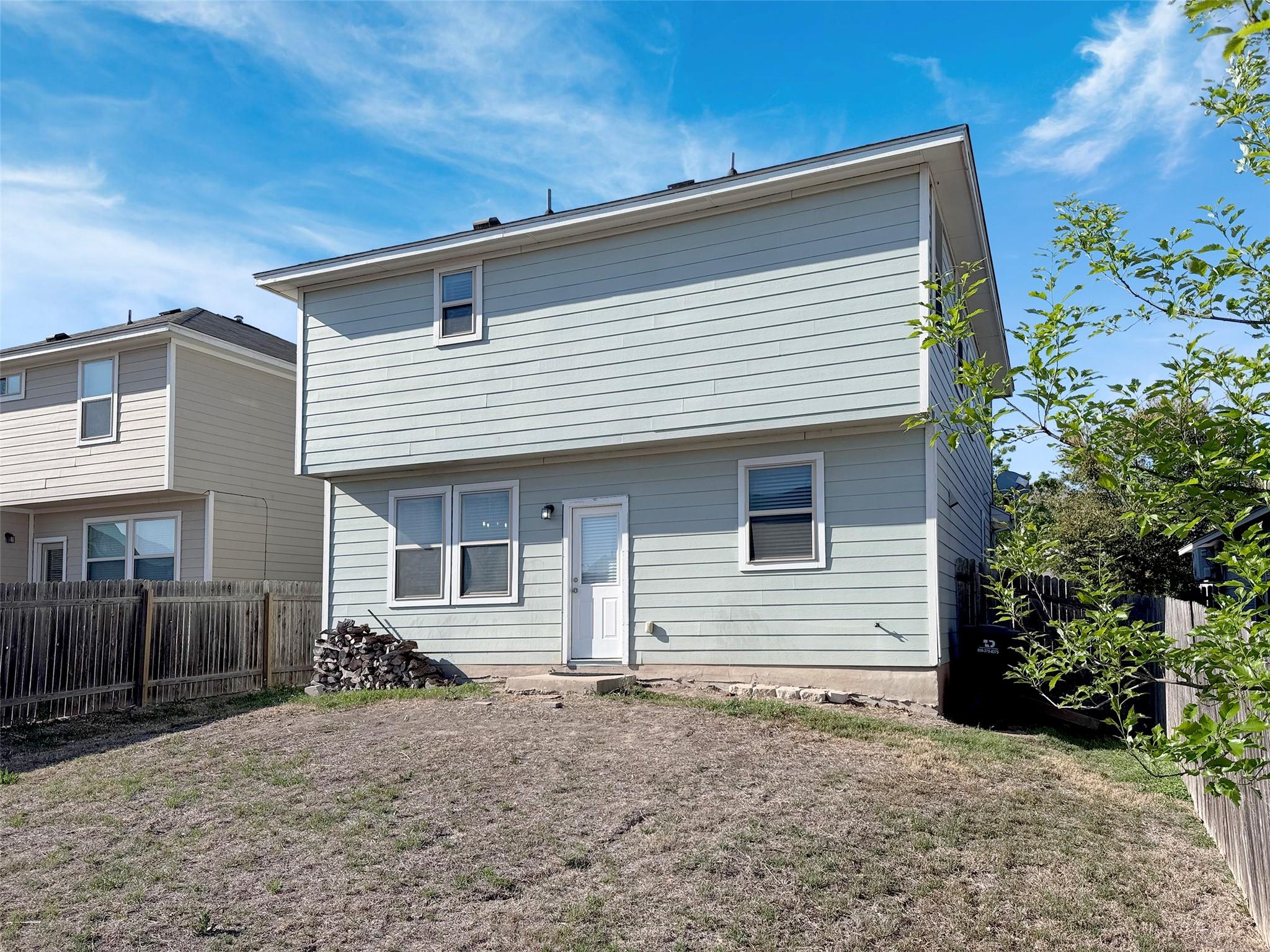 251 Triumph Rd, Buda, TX 78610