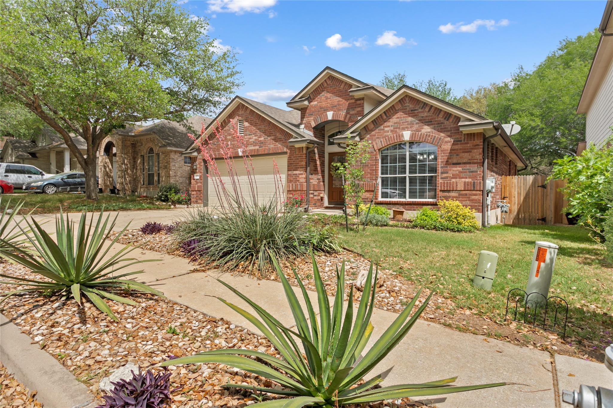 2208 Petrified Forest Dr, Austin, TX 78747