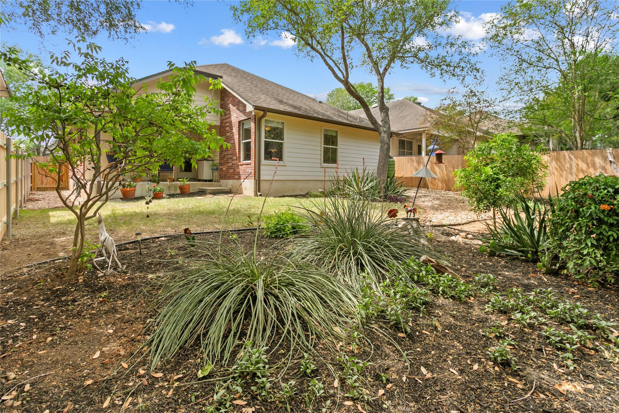 2208 Petrified Forest Dr, Austin, TX 78747