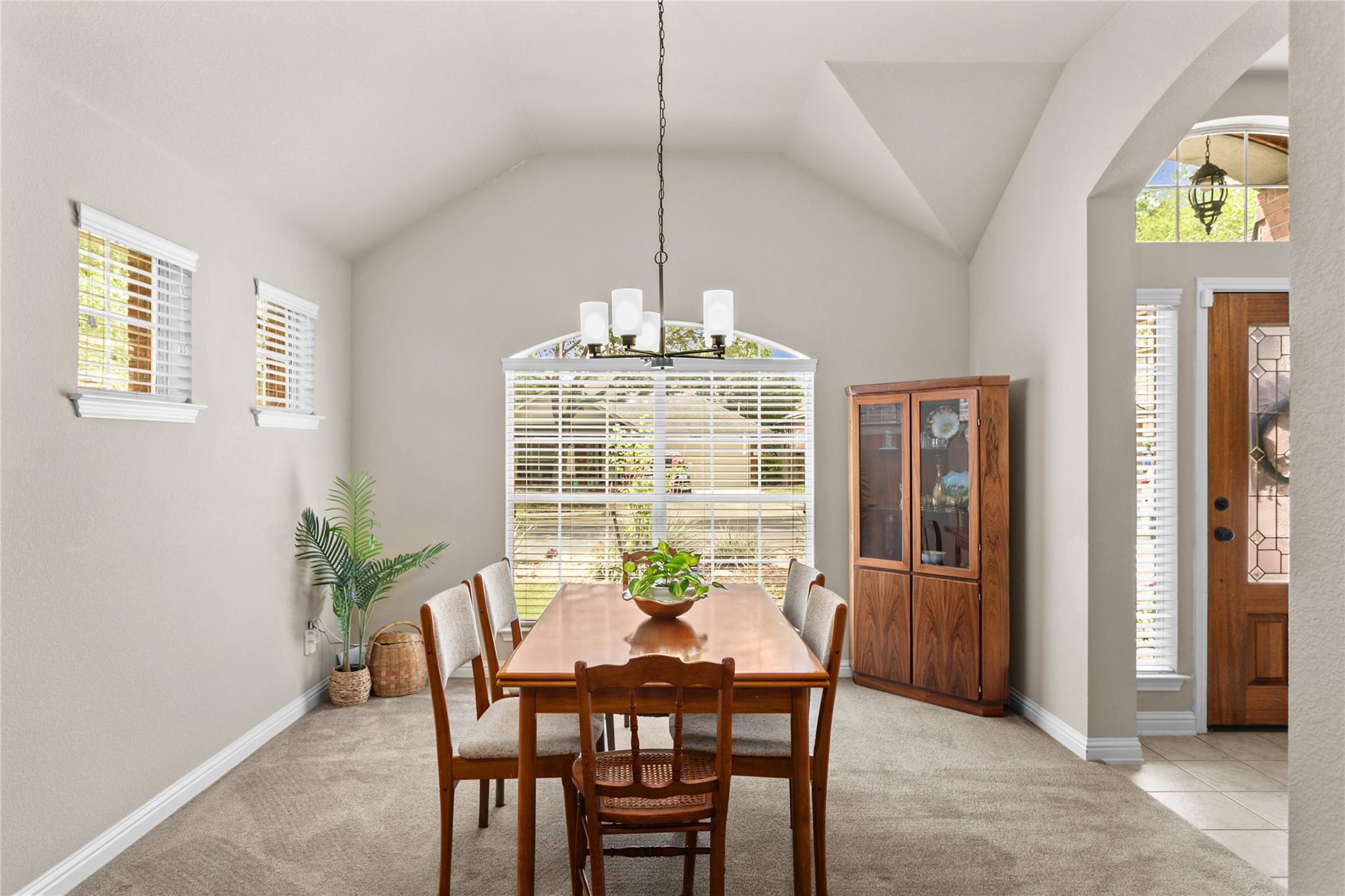 2208 Petrified Forest Dr, Austin, TX 78747