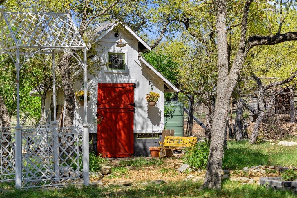 290 Sunset Rdg, Dripping Springs, TX 78620