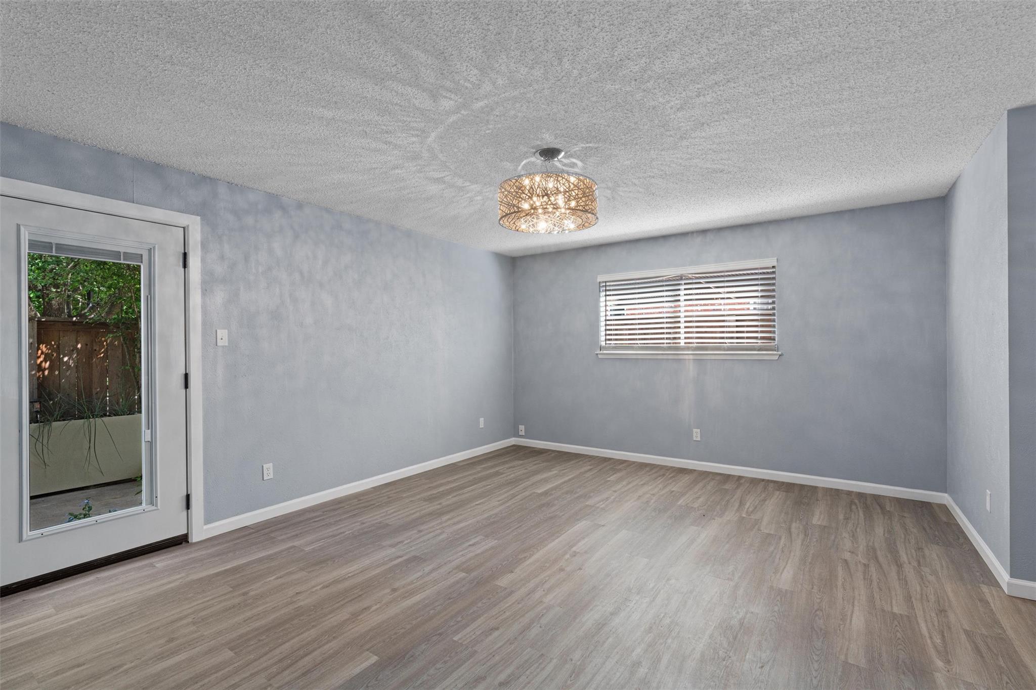 2008 Voltaire Dr, Austin, TX 78752