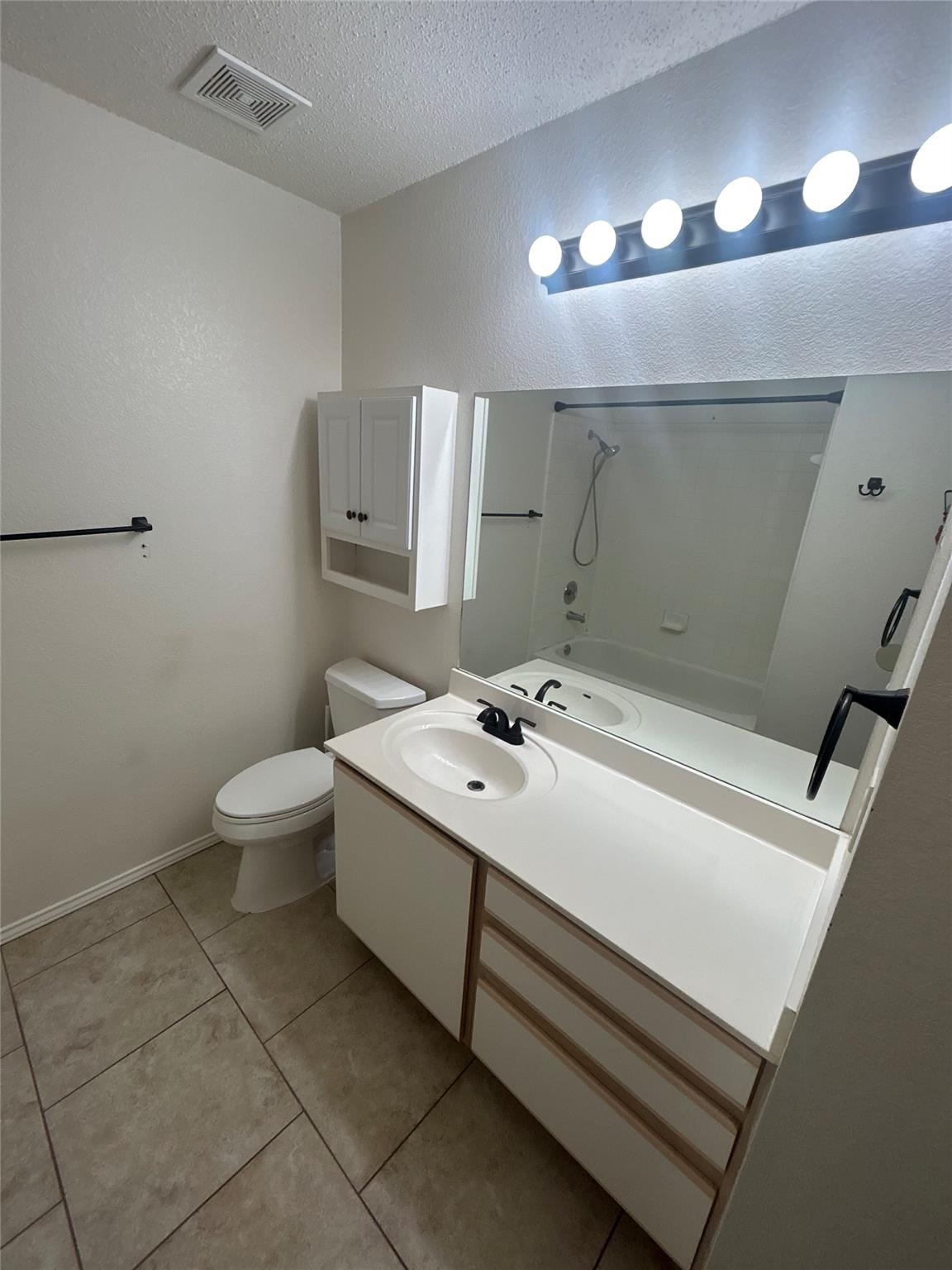 7229 Aldea Dr # B, Austin, TX 78745