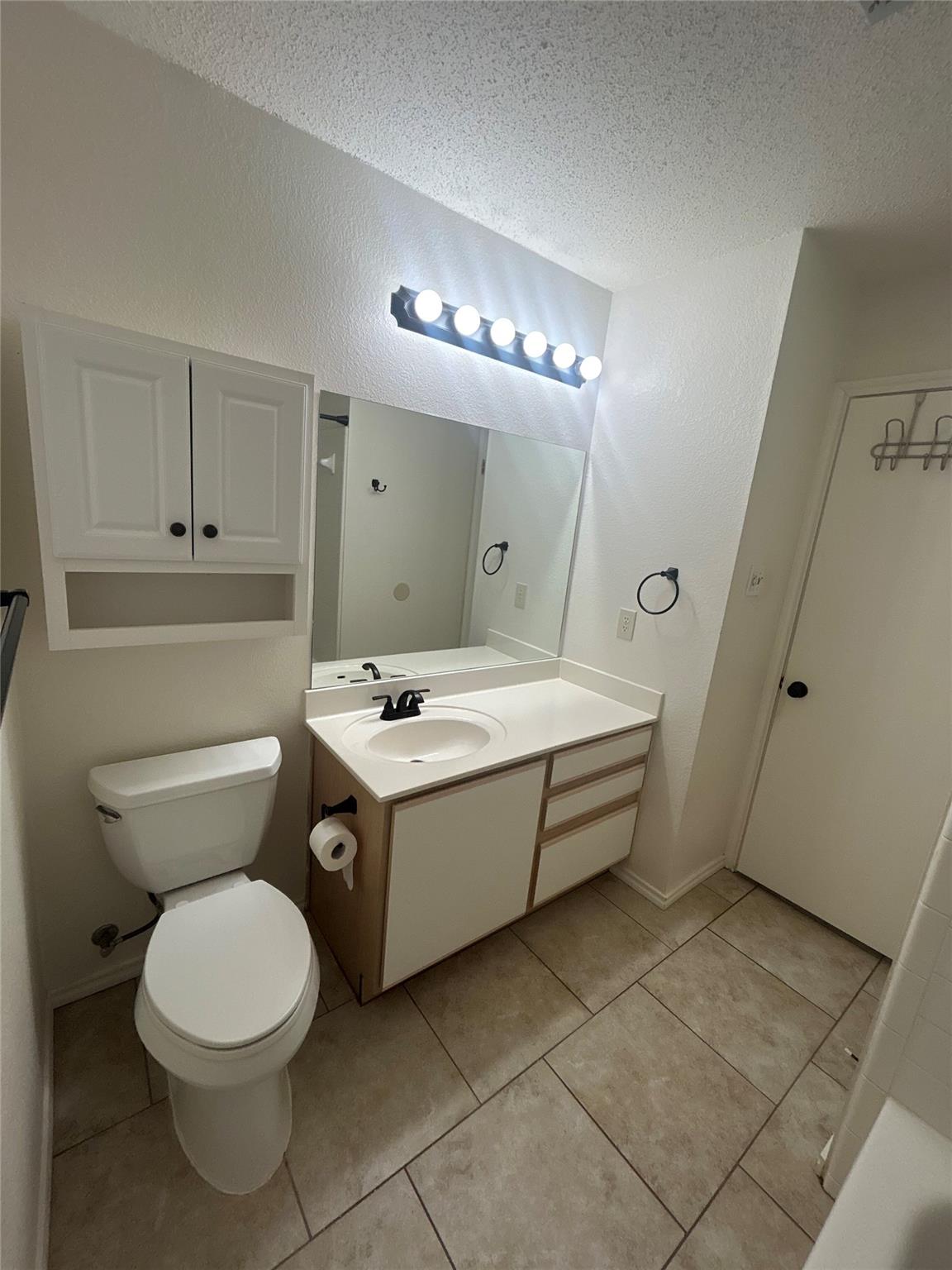 7229 Aldea Dr # B, Austin, TX 78745