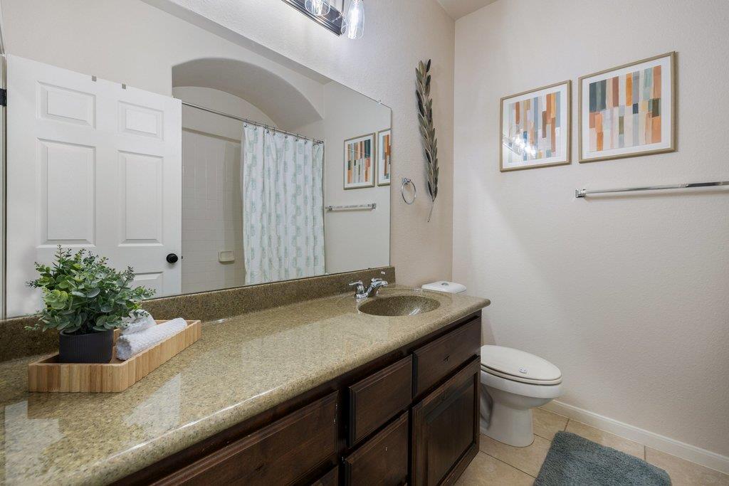 22332 Rock Wren Rd, Spicewood, TX 78669