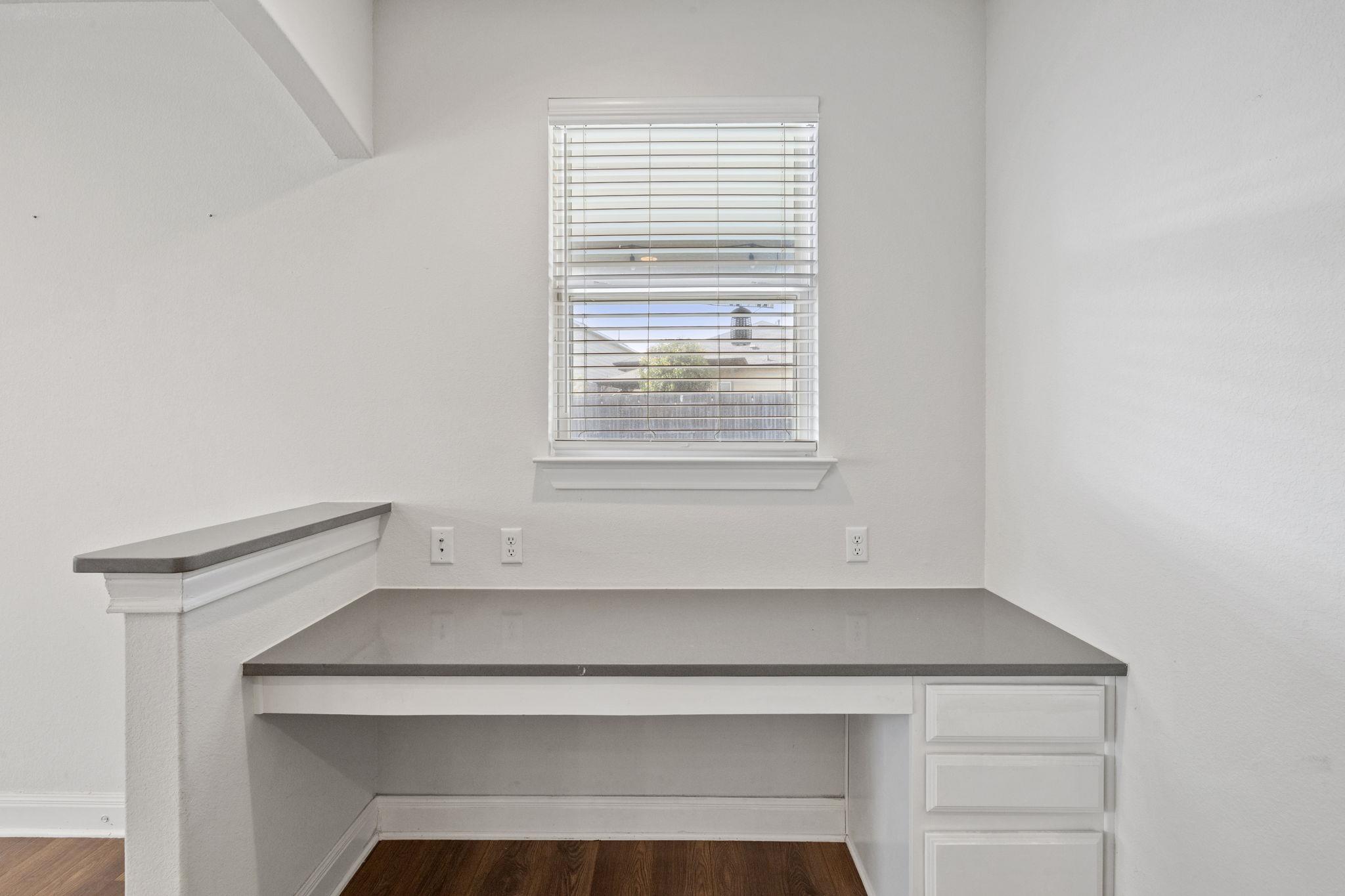 138 Fern Dr, Buda, TX 78610