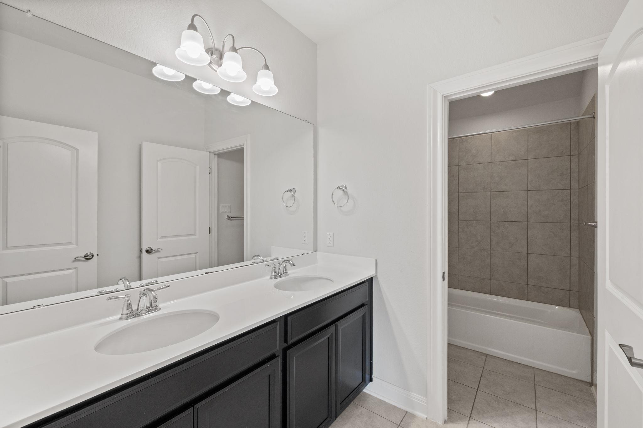 138 Fern Dr, Buda, TX 78610