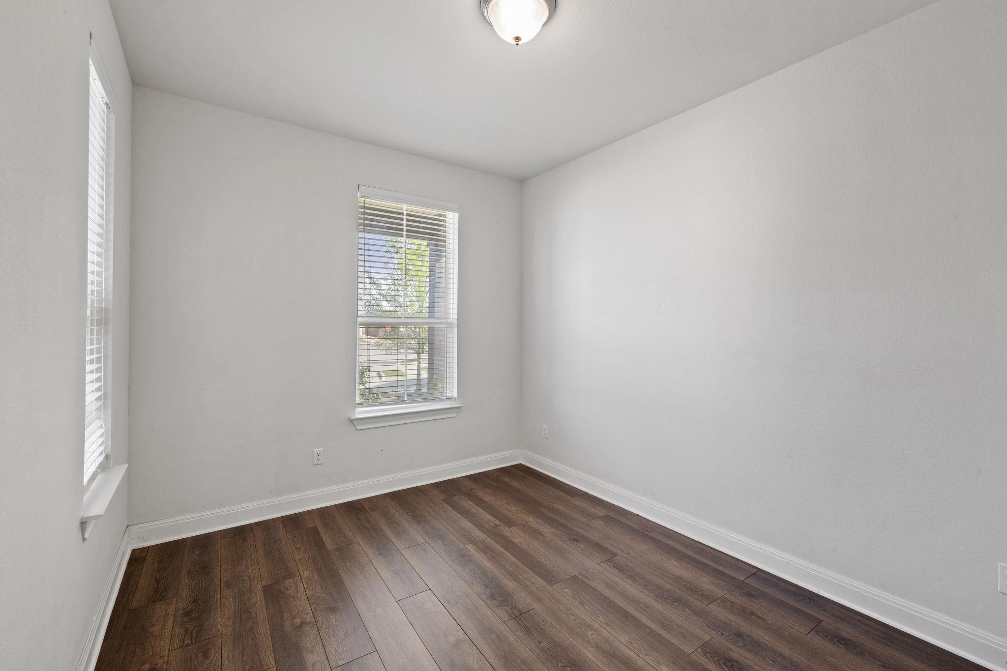 138 Fern Dr, Buda, TX 78610