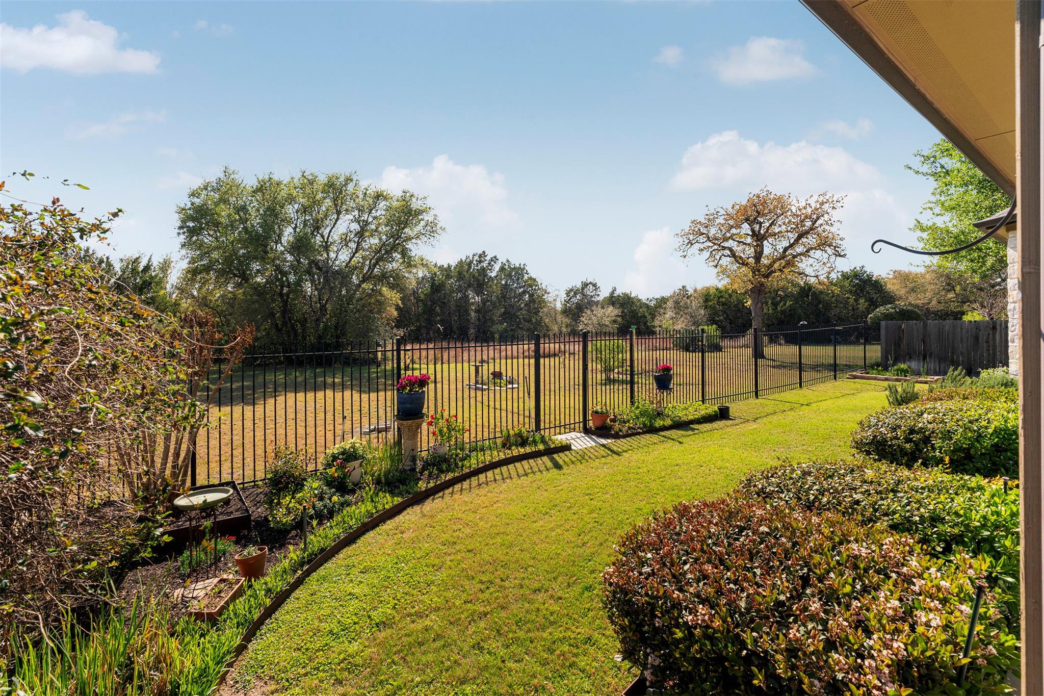 6537 Estana Ln, Austin, TX 78739