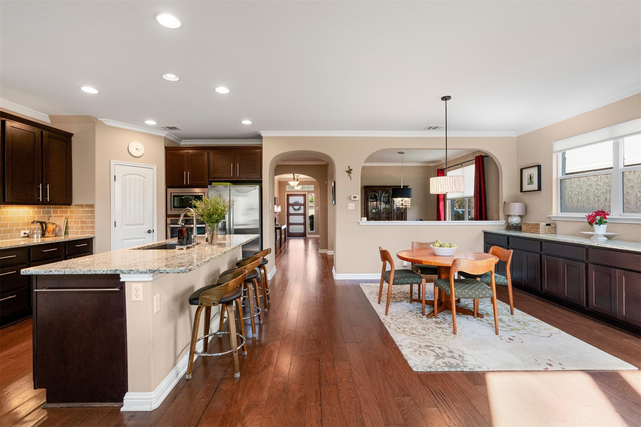 6537 Estana Ln, Austin, TX 78739