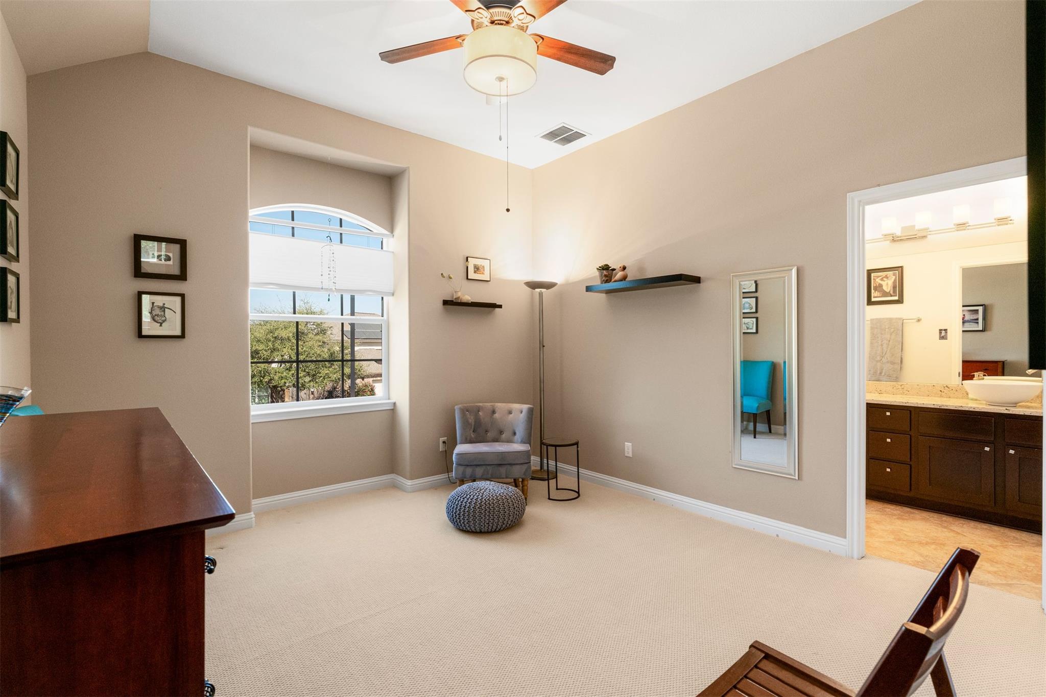 6537 Estana Ln, Austin, TX 78739