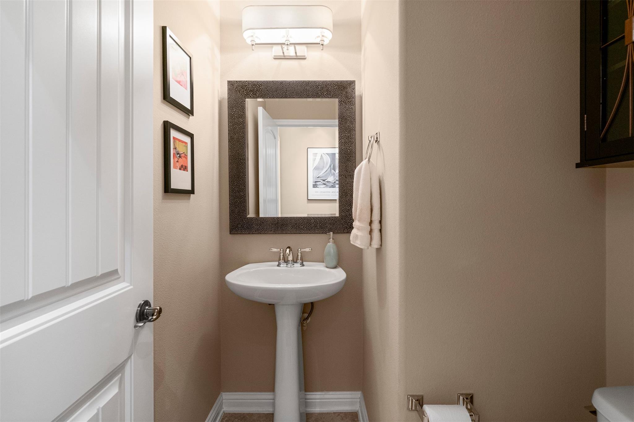 6537 Estana Ln, Austin, TX 78739